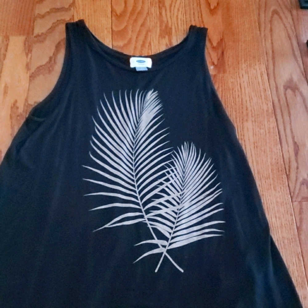 2 for 10 Old Navy Blank and Gold Feather Tank